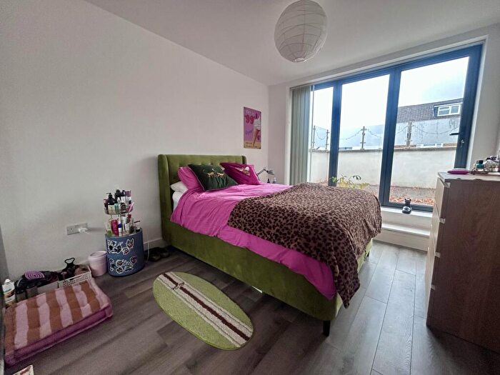 1 Bedroom Flat To Rent In Landfield Court, SE25
