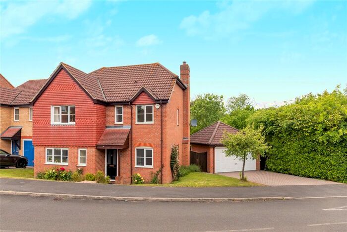 4 Bedroom Detached House To Rent In Huson Road, Warfield, Berkshire, RG42