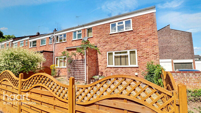 4 Bedroom Semi Detached House For Sale In Kirkstead Road, Bury St Edmunds, IP33