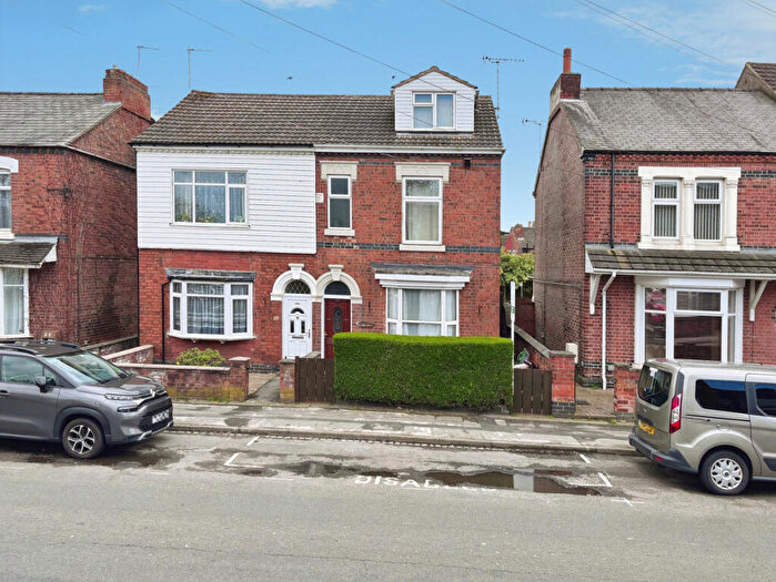 4 Bedroom Semi Detached House For Sale In Branston Road, Burton-on-Trent, DE14