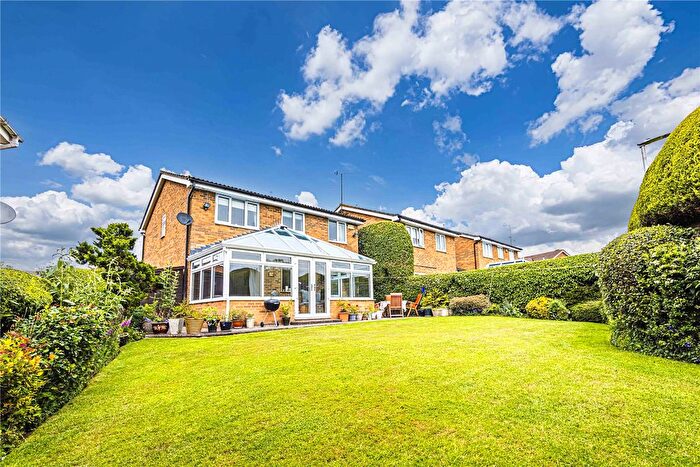 4 Bedroom Detached House For Sale In Speedwell Close, Chaulden, Hemel Hempstead, Hertfordshire, HP1