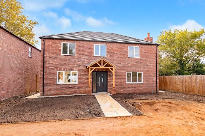 4 Bedroom Detached House For Sale In Wootton Road, Gaywood, King's Lynn, Norfolk, PE30
