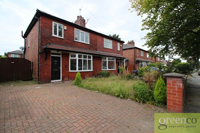 3 Bedroom Semi-Detached House To Rent In Newearth Road, Walkden, Salford, M28