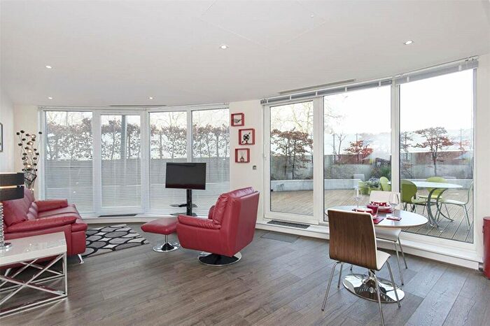 1 Bedroom Apartment To Rent In Centurion Building, Queenstown Road, London, SW11