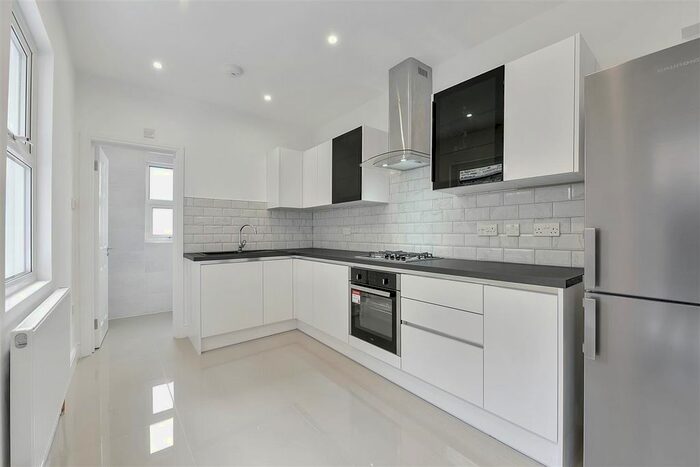 4 Bedroom Terraced House To Rent In Maybury Street, London, SW17