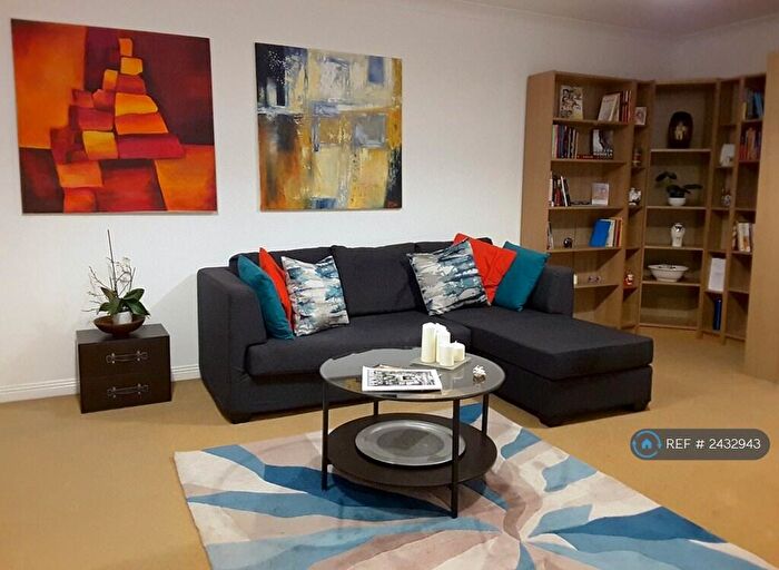 2 Bedroom Flat To Rent In Stainton Road, London, SE6