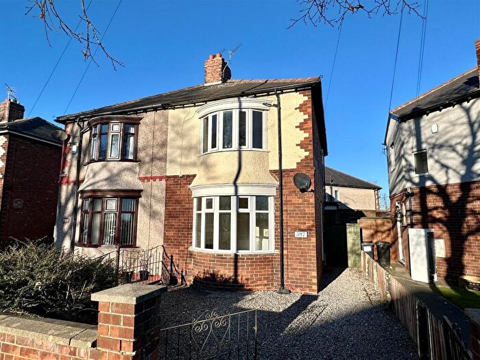 3 Bedroom Semi-Detached House For Sale In Yarm Road, Darlington, DL1