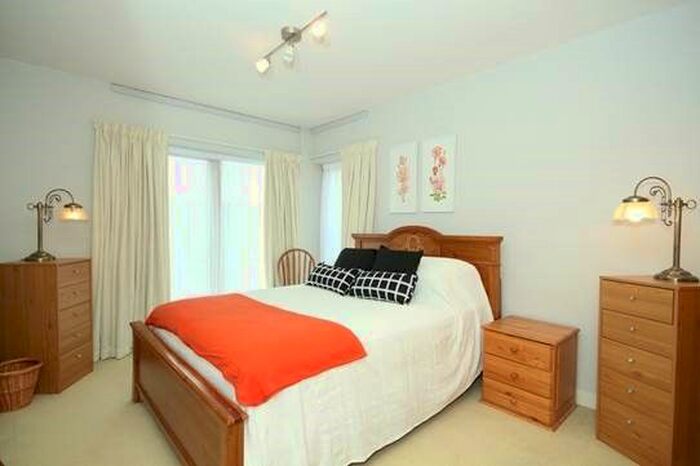2 Bedroom Flat To Rent In Ascot Gate, Glasgow, G12