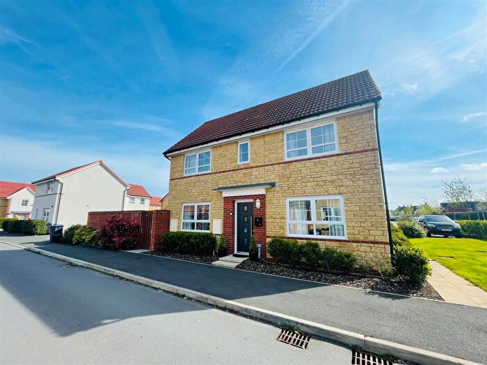 3 Bedroom Detached House For Sale In Gladstone Road, Melksham, SN12