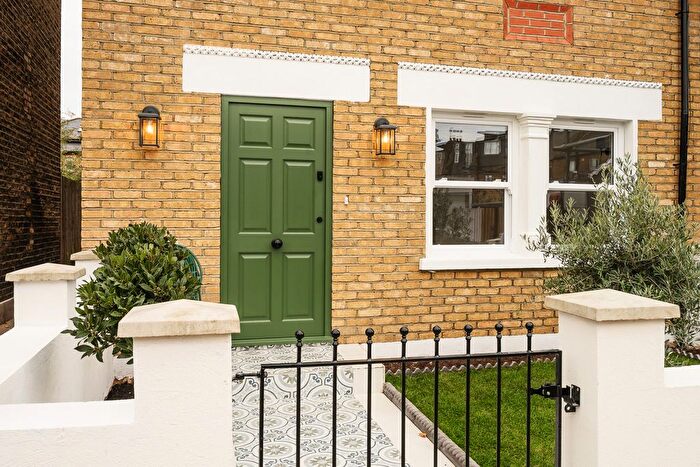 4 Bedroom End Terrace House For Sale In Cecil Road, London, SW19