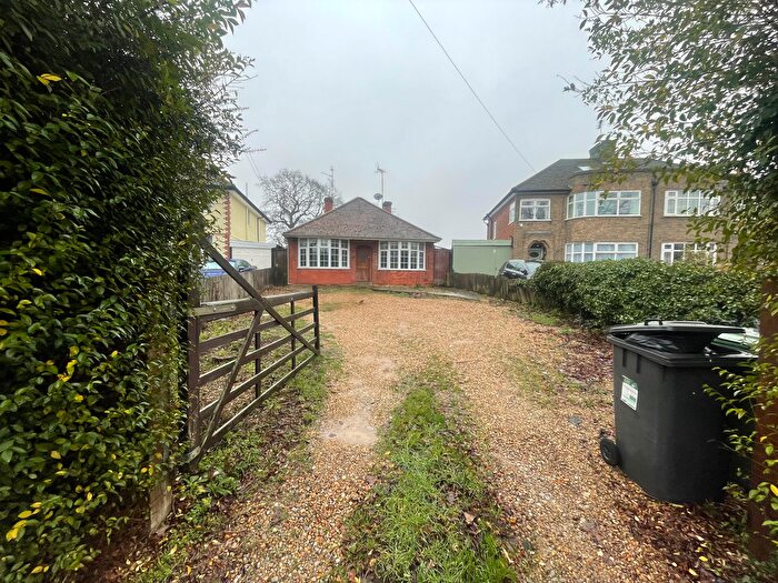 3 Bedroom Bungalow To Rent In Oundle Road, Orton Longueville, Peterborough, Cambridgeshire, PE2