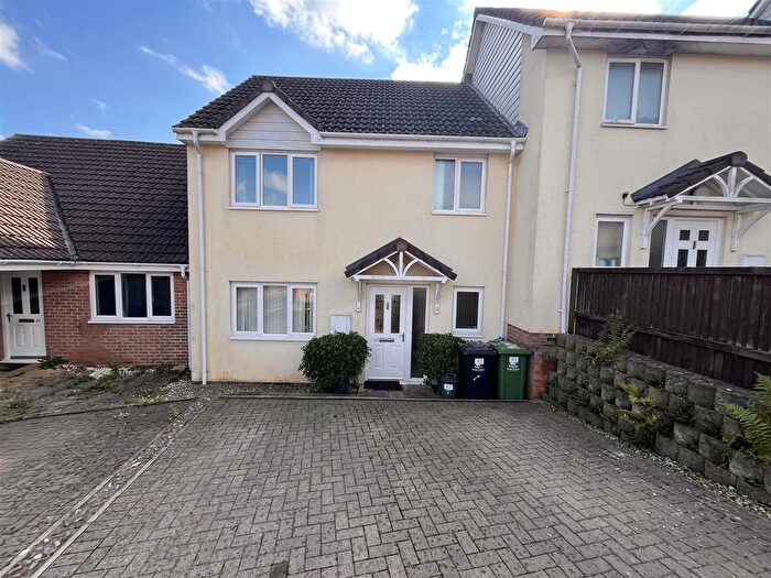 3 Bedroom Terraced House To Rent In Princess Royal Road, Bream, GL15