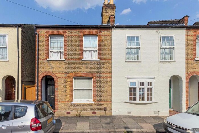 2 Bedroom Terraced House To Rent In Warwick Road, Twickenham, TW2
