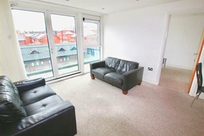 2 Bedroom Flat To Rent In Huntingdon Street, Nottingham, Nottinghamshire, NG1