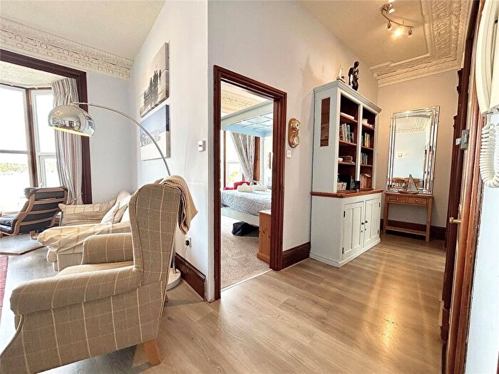2 Bedroom Flat For Sale In Crackwell Street, Tenby, Pembrokeshire, SA70