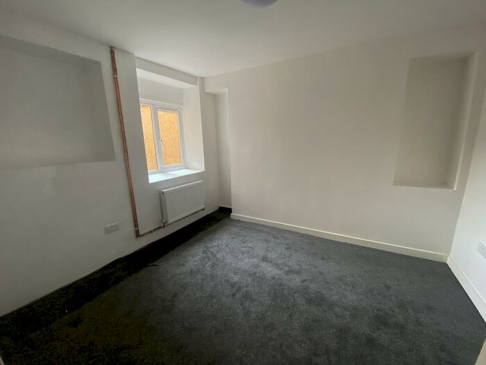 1 Bedroom Ground Flat To Rent In Marsh Street, Port Talbot, Neath Port Talbot., SA12