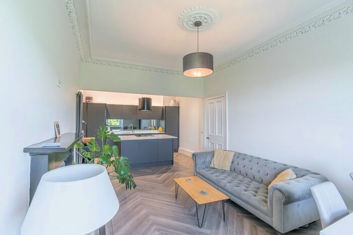 2 Bedroom Flat To Rent In Dundonald Street, New Town, Edinburgh, EH3