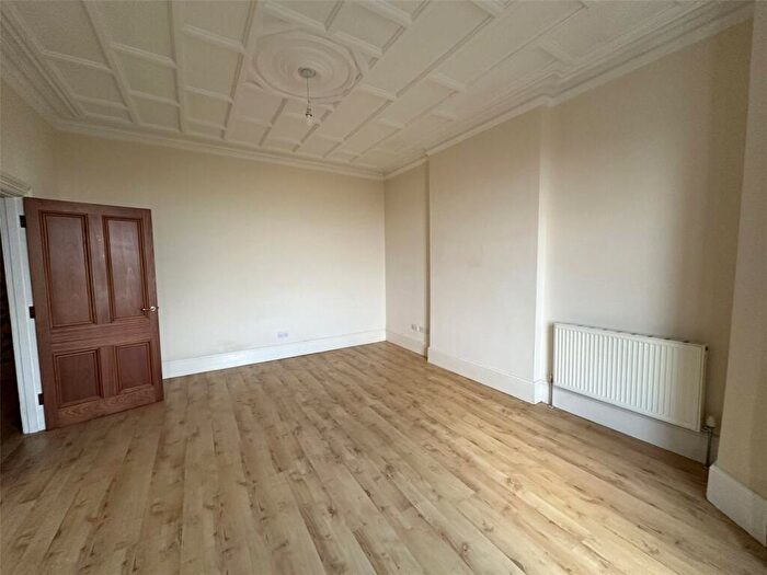 1 Bedroom Flat To Rent In North Parade, Lowestoft, Suffolk, NR32