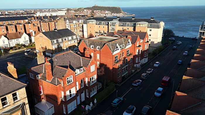 3 Bedroom Flat For Sale In Avenue Victoria, Scarborough, YO11