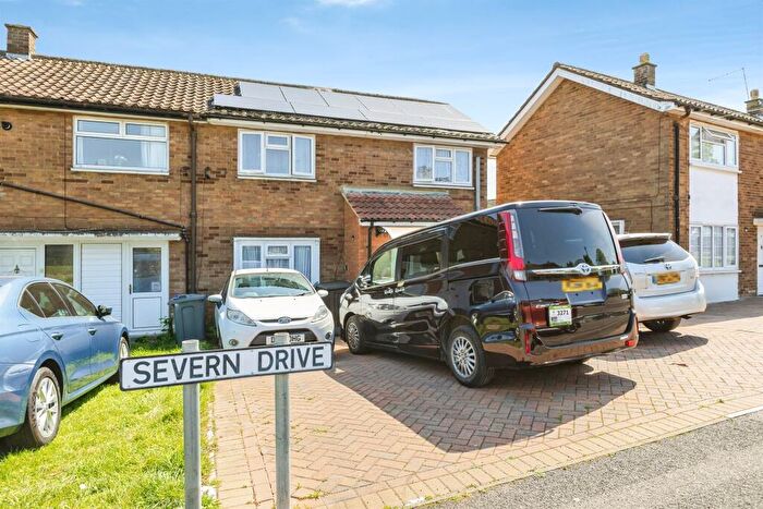 4 Bedroom End Of Terrace House For Sale In Severn Drive, Northampton, NN5