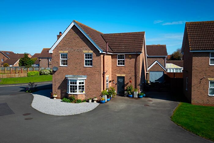 4 Bedroom Detached House For Sale In Thorn Fields, Thorngumbald, HU12