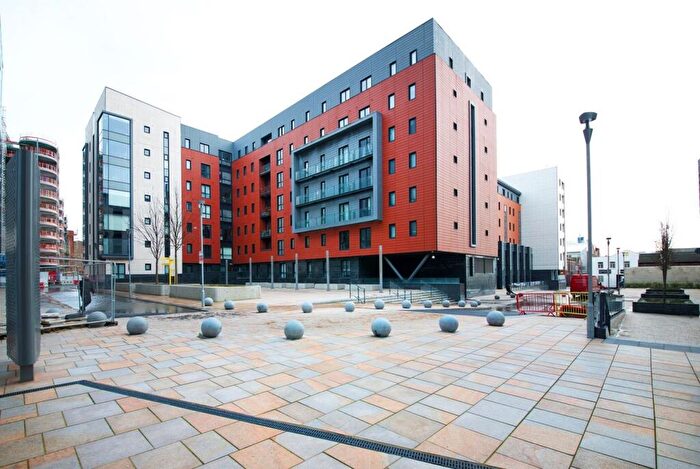 2 Bedroom Apartment For Sale In Apartment, Plaza Boulevard, Liverpool, L8