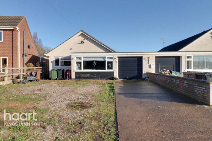 3 Bedroom Bungalow For Sale In St Peters Road, Wiggenhall St. Germans, PE34