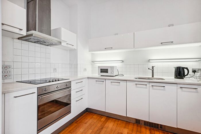 2 Bedroom Flat To Rent In Joiners Yard, Kings Cross, N1