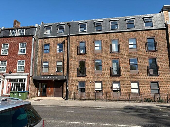 1 Bedroom Flat To Rent In Brunswick Place, Southampton, Hampshire, SO15