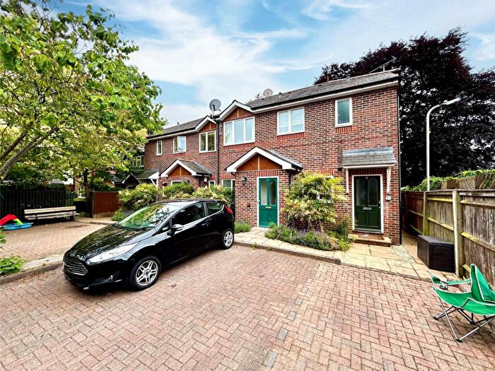 2 Bedroom Maisonette To Rent In Wilberforce Mews, Maidenhead, Berkshire, SL6