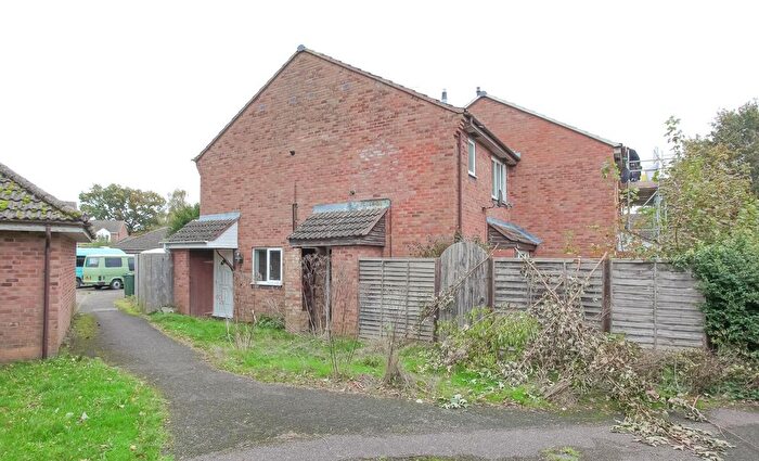 1 Bedroom End Of Terrace House For Sale In Winchelsea Close, Banbury, OX16