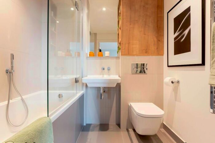 1 Bedroom Flat To Rent In George Street, Croydon, CR0