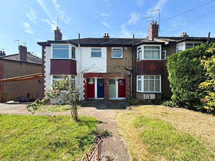 1 Bedroom Maisonette To Rent In Reading Road, Northolt, UB5