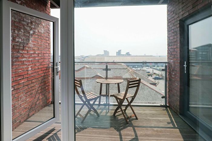 1 Bedroom Apartment For Sale In Brickworks, Trade Street, Cardiff, CF10