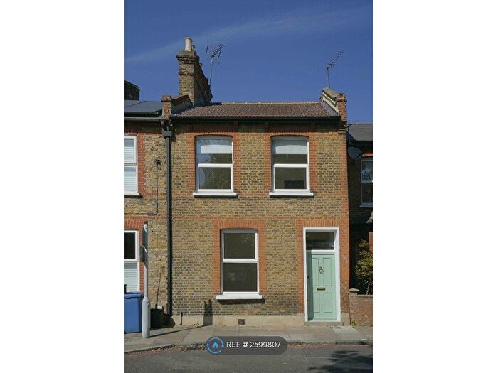 3 Bedroom Terraced House To Rent In Medlar Street, London, SE5