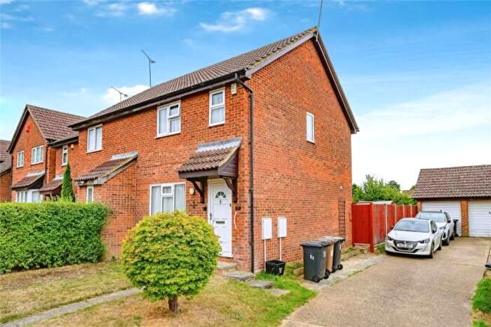 3 Bedroom Detached House To Rent In Goldcrest Close, E16