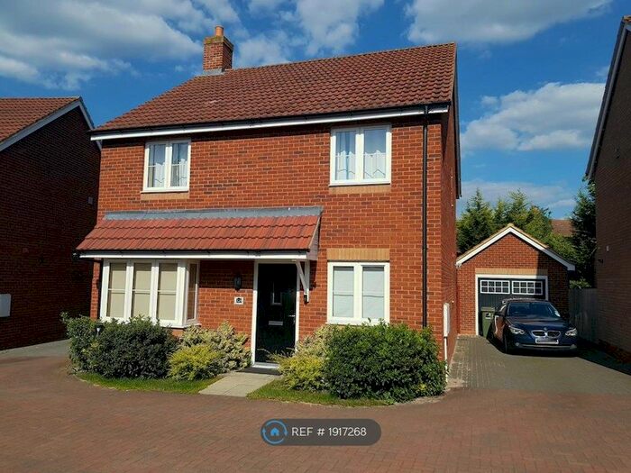 4 Bedroom Detached House To Rent In Brockhurst Close, Kents Hill, Milton Keynes, MK7