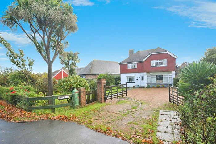 4 Bedroom Detached House For Sale In Pett Level Road, Fairlight, Hastings, TN35