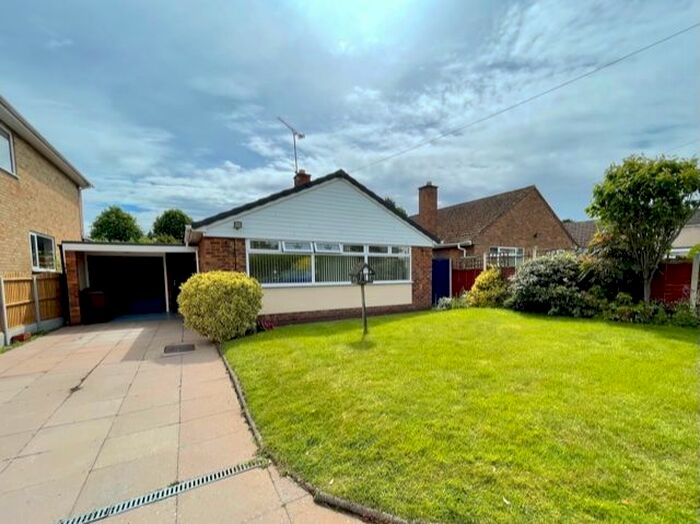3 Bedroom Bungalow To Rent In Moor Hall Lane, Stourport-On-Severn, DY13