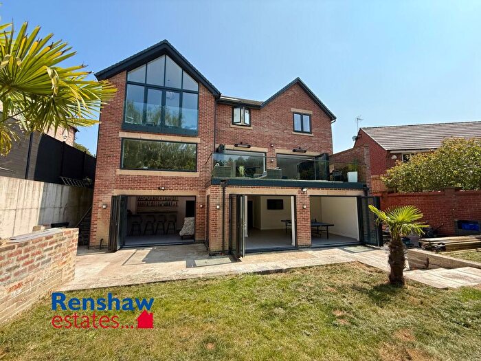 4 Bedroom Detached House For Sale In Gayton Road, Ilkeston, Derbyshire, DE7