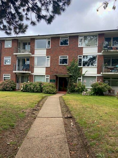 3 Bedroom Apartment To Rent In Westgate Road, Beckenham, Kent, BR3
