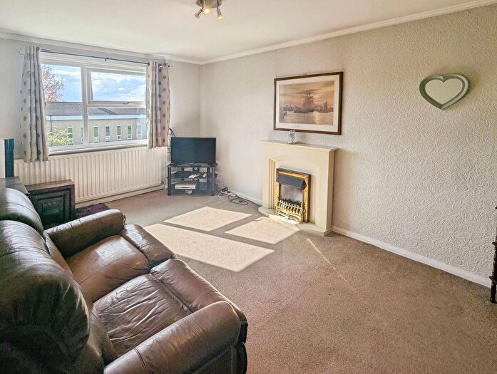 2 Bedroom Flat To Rent In St. Leger Court, Accrington, BB5