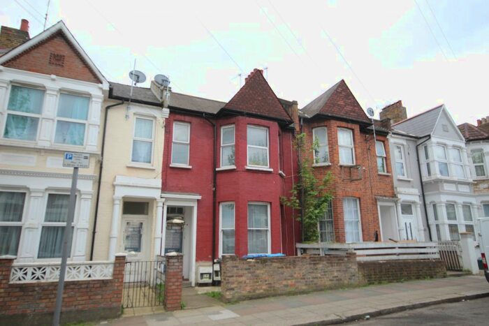 2 Bedroom Flat To Rent In Tunley Road, London, NW10