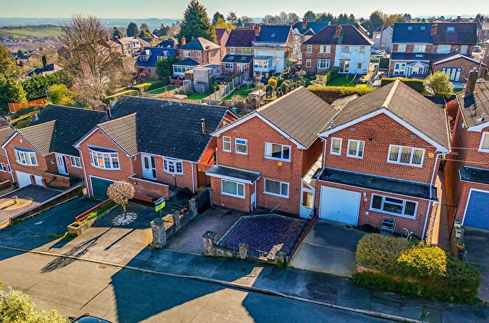 4 Bedroom Detached House For Sale In Standhill Avenue, Carlton, NG4