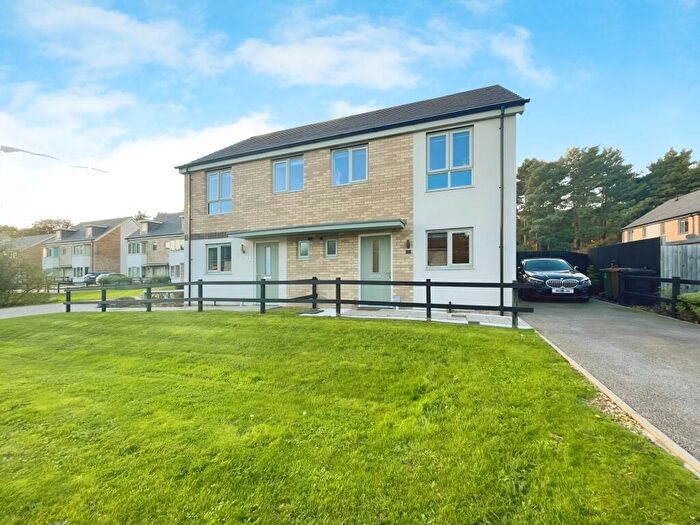 3 Bedroom Semi-Detached House To Rent In Westbrooke Place, Lincoln, LN6