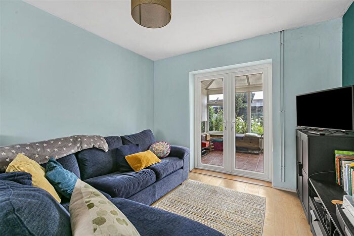3 Bedroom Terraced House For Sale In Burnett Square, Hertford, SG14