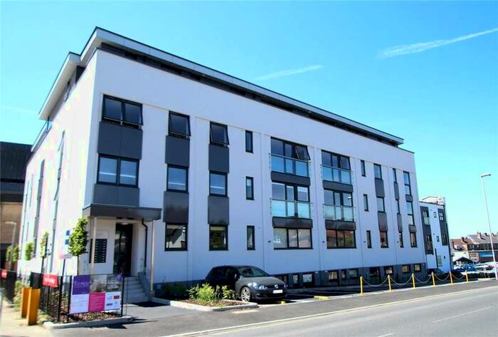 2 Bedroom Apartment To Rent In Christopher Road, East Grinstead, RH19