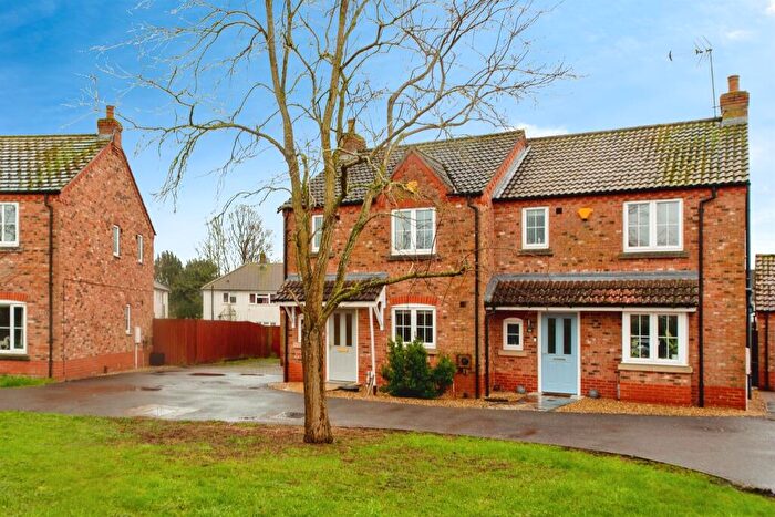 3 Bedroom Semi-Detached House For Sale In Churchfields Road, Folkingham, Sleaford, NG34