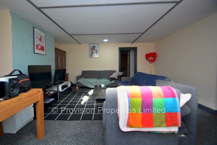 2 Bedroom Flat To Rent In Regent Park Terrace, Hyde Leeds, LS6