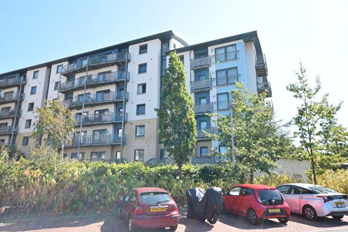 2 Bedroom Flat To Rent In Drybrough Crescent, Peffermill, Edinburgh, EH16